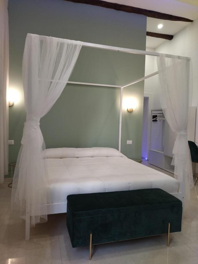 مبيت وإفطار نابولي Relais Torre Gloria المظهر الخارجي الصورة