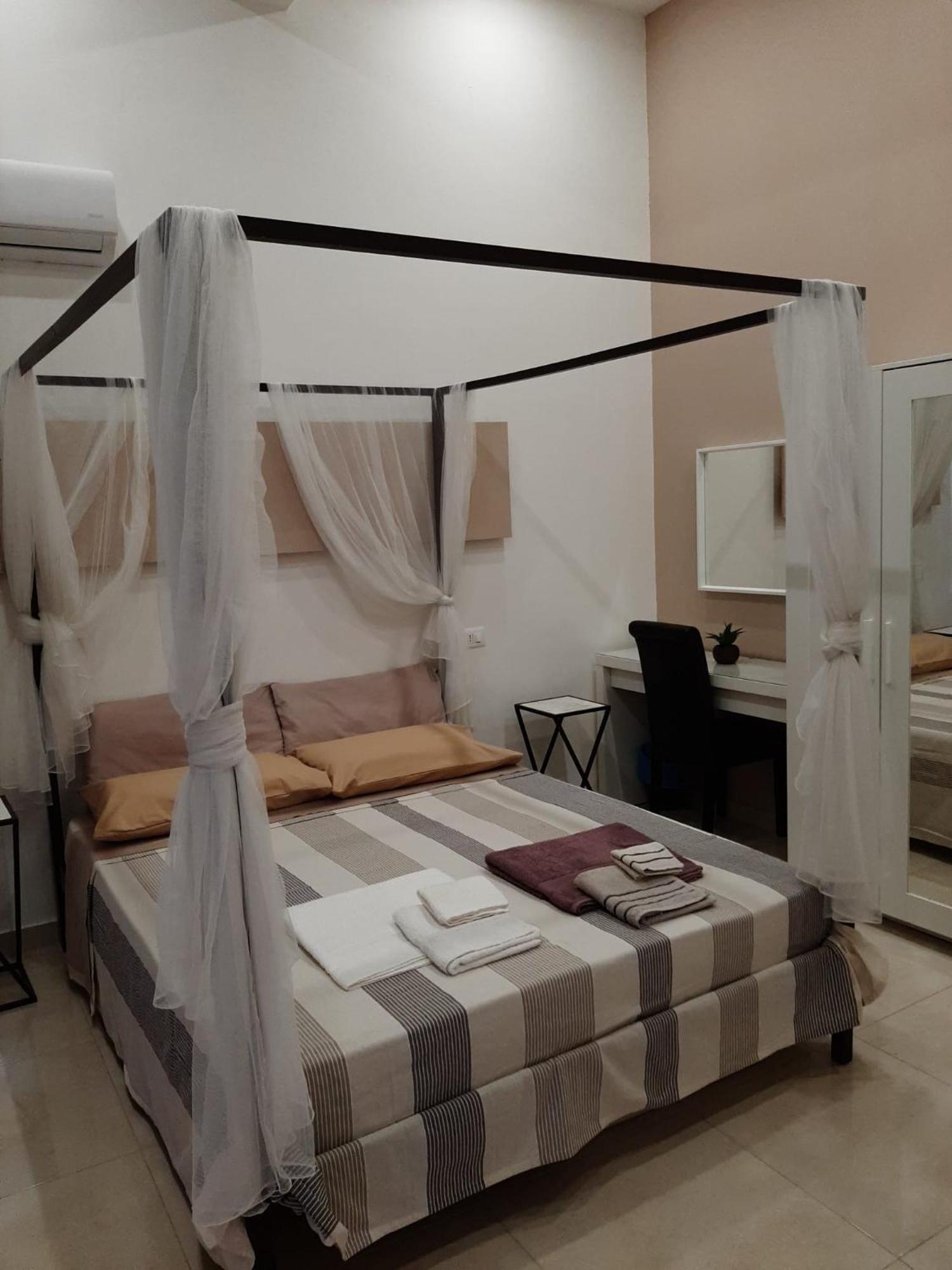 مبيت وإفطار نابولي Relais Torre Gloria المظهر الخارجي الصورة